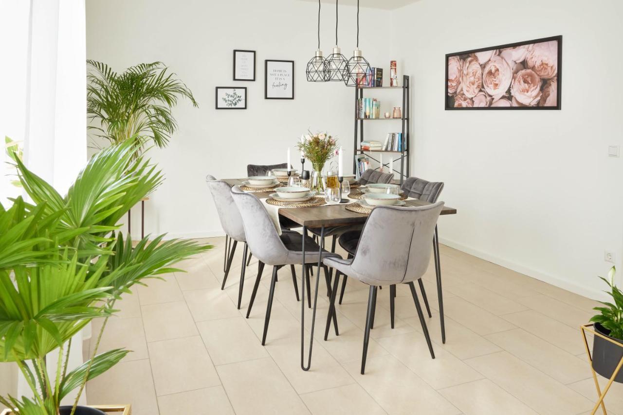 Ajko Homes - Design Apartment - Parkplatz - Balkon - Netflix - 6 Pers Walldorf  Dış mekan fotoğraf
